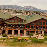 Dunraven At The Estes Park Resort food