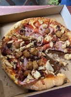 Mile High Pizza food