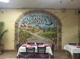 Nonna's Italian inside