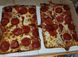 Little Caesars Pizza food