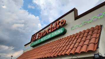 El Ranchito outside