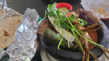 El Molcajete food