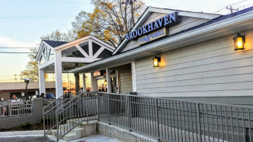 Brookhaven Pub Grill food