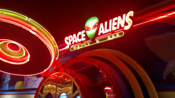 Space Aliens Grill outside