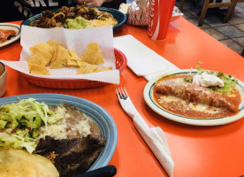 Burrolandia Mexican Grill food