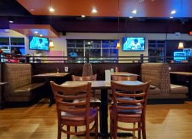 Boston's Restaurant Sports Bar food