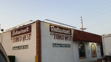 El Toreo West outside