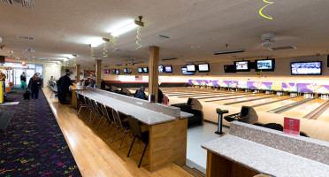 Rim Bowling Entertainment Center outside