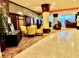 Marriott Concierge Lounge outside