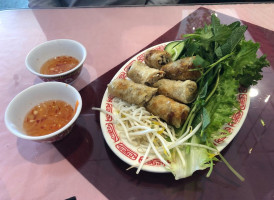 Thái Bảo Vietnamese food