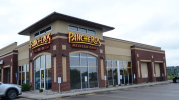 Pancheros Mexican Grill Moorhead inside