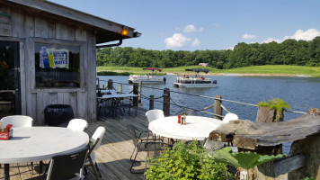 Tunk's Cypress Inn food