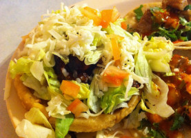 Taqueria Los Altos food