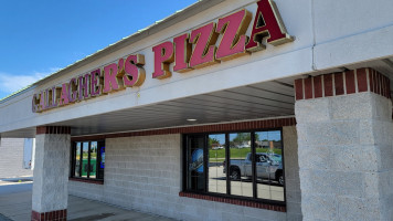 Gallagher's Pizza West outside