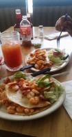 El Lago Mariscos food