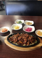 Yi's Korean food