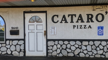 Cataro's Italian Villa food