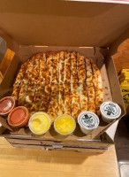 Toppers Pizza food