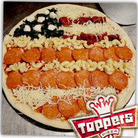 Toppers Pizza food