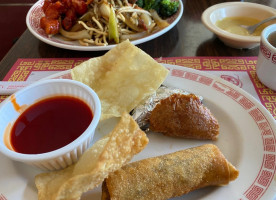 Mandarin House food