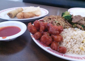 Mandarin House food