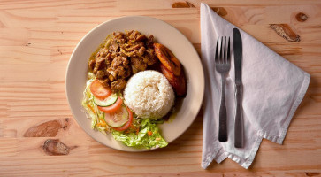 Donna's Caribbean food