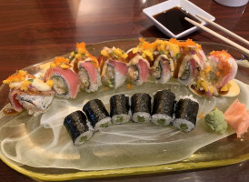 Fuji Sushi House food