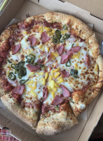 Mackenzie River Pizza Co. food