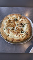 Mackenzie River Pizza Co. food