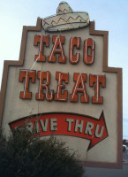 Taco Treat outside