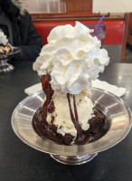 Friendly's food