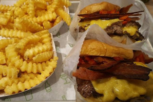 Shake Shack Fulton Transit Ctr Manhattan food