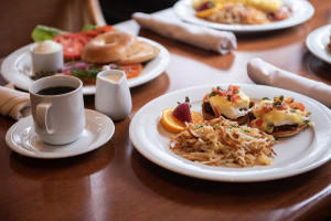 Café At The Pfister food