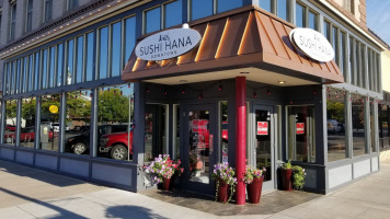 Sushi Hana Downtown outside