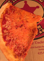 Uncle Sis Pizza food