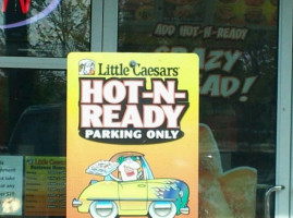 Little Caesars Pizza food