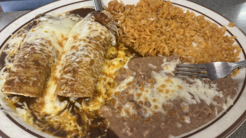 Los Pepes Authentic Mexican Food food