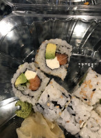 Jaiyen Sushi Noodle food