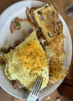 Pelican Breakfast Lunch- Friendswood food