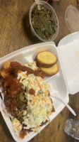 Wilma's Smokehouse food