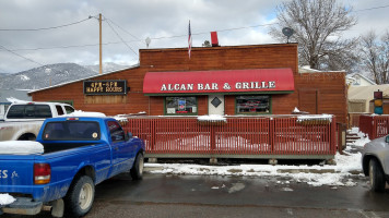 Alcan Grill outside