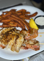 Crabby's Dockside Clearwater food