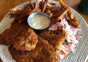 Cabbage Shed And Waterfront Pub food