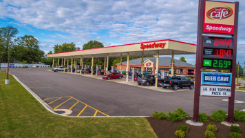 Speedway outside