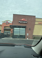 Pizza Hut outside