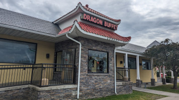 Dragon Buffet outside