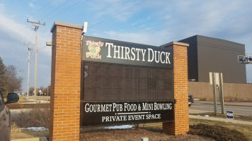 Thirsty Duck Sussex outside