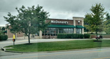 Mcdonald's outside