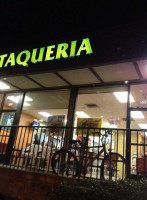 Taqueria Mi Familia outside