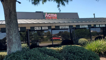 Acme Oyster House outside